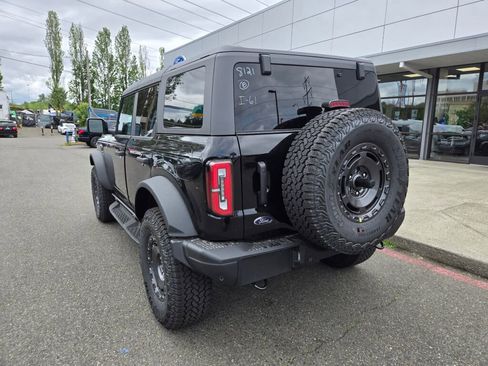 New 2025 Ford Bronco Badlands image 7