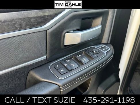 Used 2024 RAM 3500 Big Horn w/ Sport Appearance Package AWD/4WD image 9