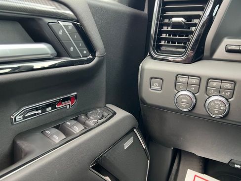 New 2026 GMC Sierra 1500 AT4 w/ AT4 Premium Package image 19
