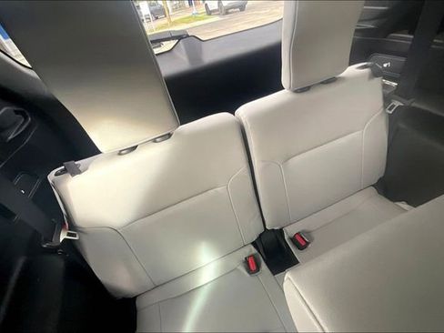 Used 2022 Mitsubishi Outlander SEL image 27