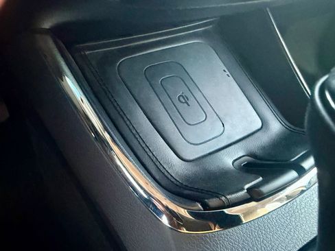 Used 2018 Toyota Avalon Limited FWD image 20