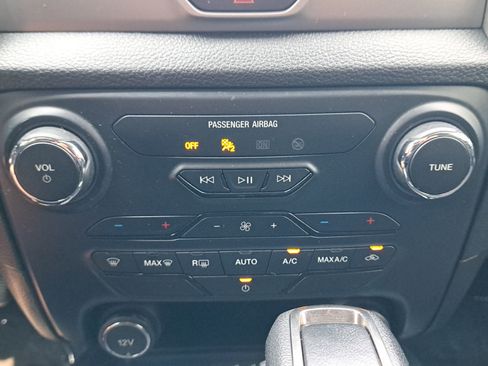 Used 2019 Ford Ranger XLT w/ Equipment Group 301A Mid RWD image 21