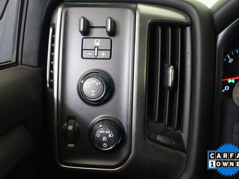 Used 2018 Chevrolet Silverado 1500 LT w/ All Star Edition AWD/4WD image 33