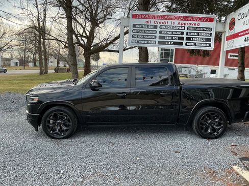 Used 2023 RAM 1500 Limited image 8