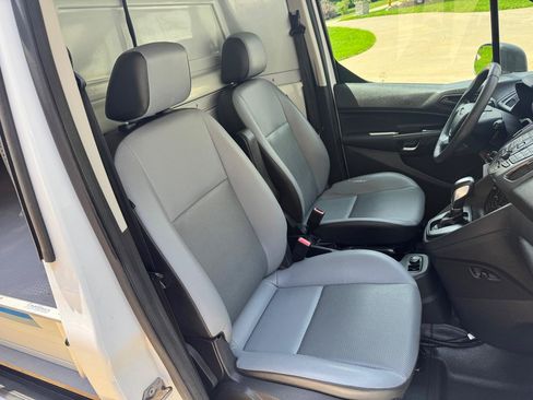 Used 2014 Ford Transit Connect XL FWD image 19