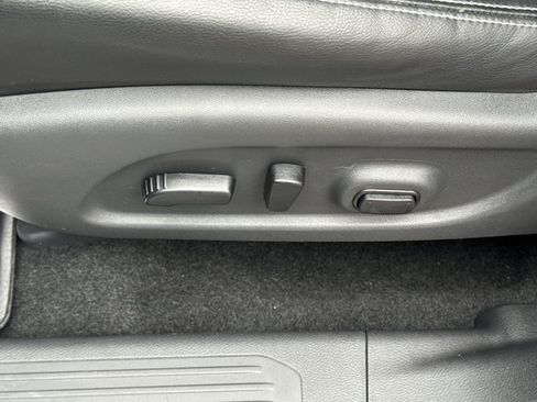Used 2018 Nissan Murano SL w/ Moonroof Package AWD/4WD image 18