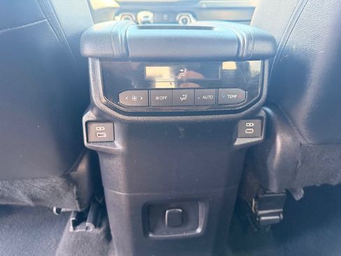 Used 2025 Toyota Grand Highlander AWD image 34