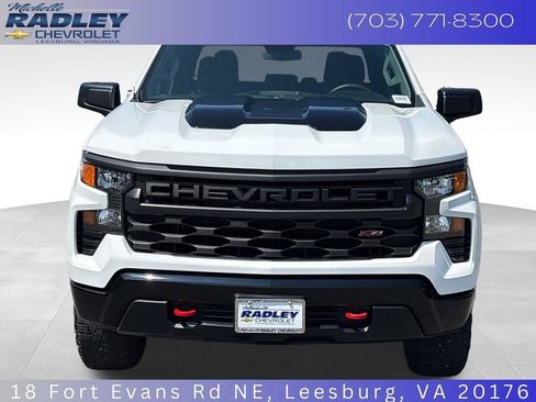 Used 2025 Chevrolet Silverado 1500 Custom Trail Boss AWD/4WD image 9