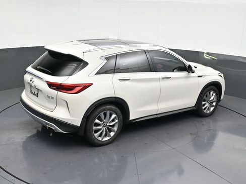 Used 2020 INFINITI QX50 Luxe w/ Navigation Package image 19