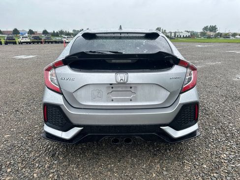 Used 2018 Honda Civic Sport image 8