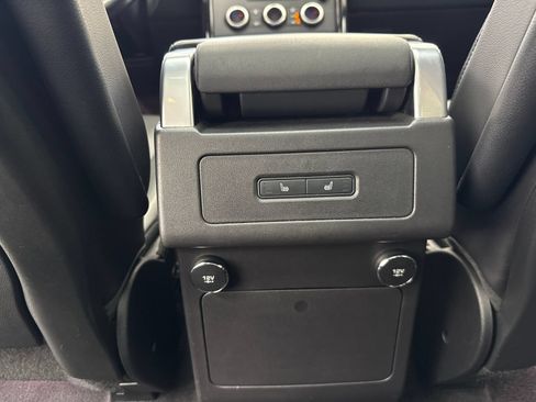 Used 2020 Land Rover Discovery SE AWD/4WD image 38
