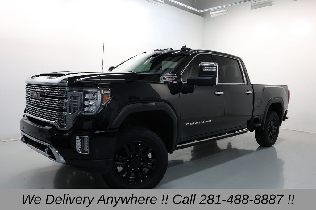 Used 2023 GMC Sierra 2500 Denali w/ Denali Black Diamond Edition AWD/4WD image 3