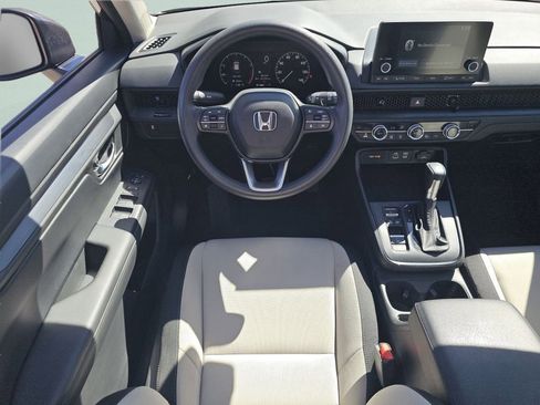 Used 2024 Honda CR-V EX image 4