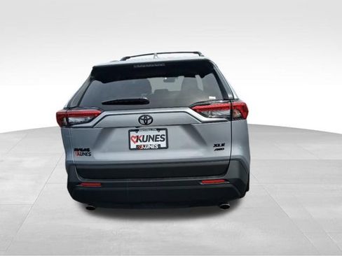Used 2025 Toyota RAV4 XLE Premium w/ Weather Package AWD/4WD image 9