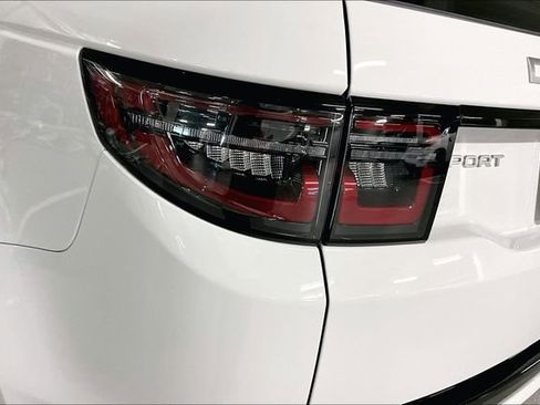 Certified 2025 Land Rover Discovery Sport S image 29