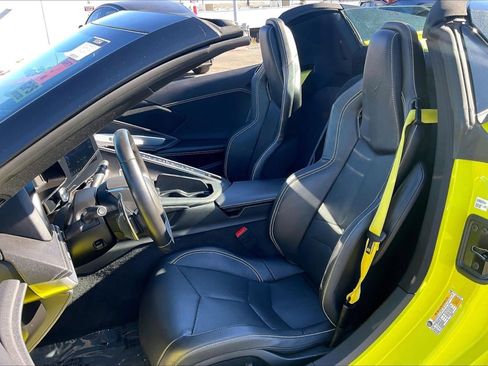 Used 2023 Chevrolet Corvette Stingray Convertible w/ LPO, Roadside Safety Package image 17