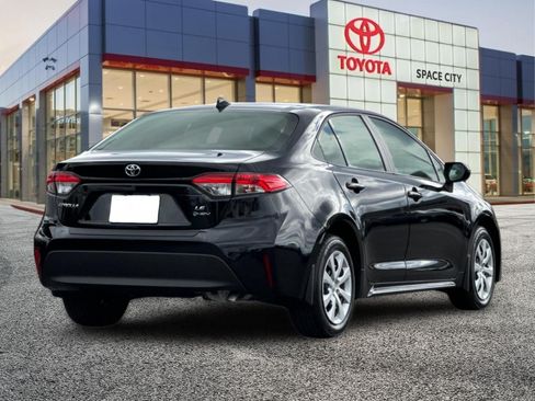 New 2026 Toyota Corolla LE FWD image 6