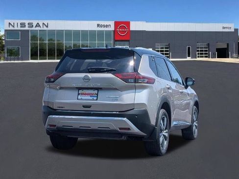 Certified 2023 Nissan Rogue Platinum w/ Platinum Premium Package AWD/4WD image 3