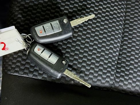 Certified 2020 Nissan Rogue Sport S image 31