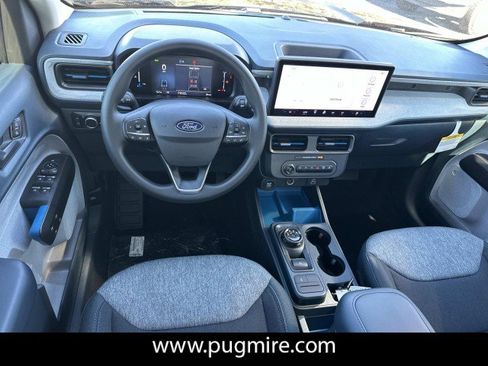 New 2025 Ford Maverick XLT image 22