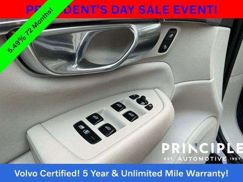 Certified 2023 Volvo XC90 B5 Plus w/ Protection Package Premier image 26