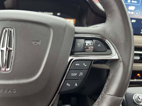 Certified 2022 Lincoln Nautilus Reserve image 28