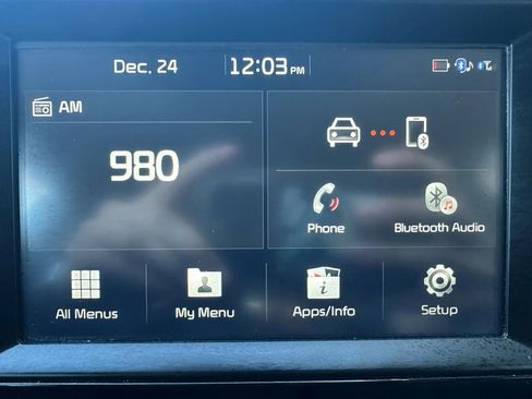 Used 2018 Kia Niro LX image 19