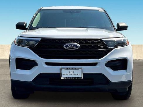 Used 2023 Ford Explorer 4WD image 2