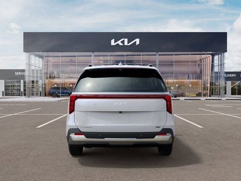 New 2025 Kia Carnival SX FWD image 5