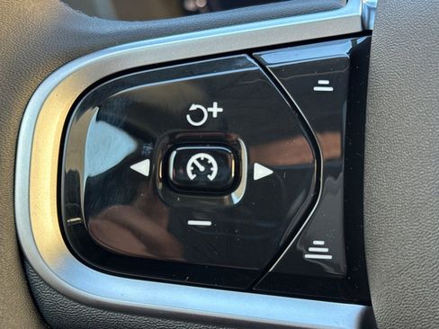 New 2026 Volvo XC60 B5 Plus w/ Climate Package AWD/4WD image 27