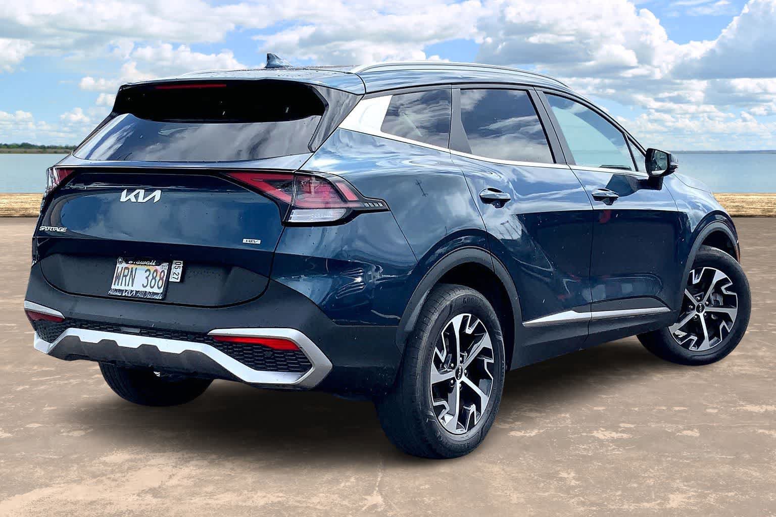 Used 2023 Kia Sportage EX AWD/4WD image 22