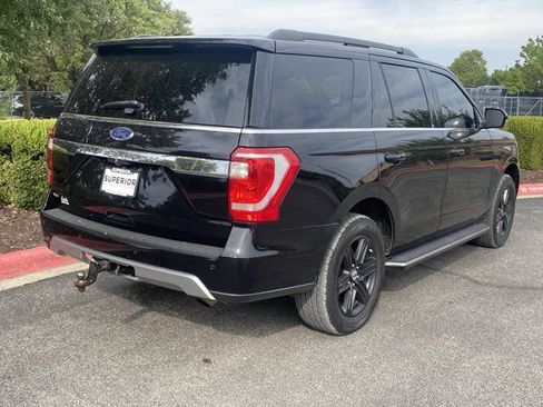 Used 2019 Ford Expedition XLT w/ Equipment Group 202A AWD/4WD image 3
