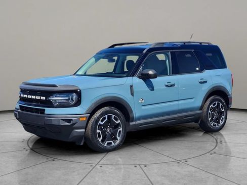Certified 2021 Ford Bronco Sport Outer Banks AWD/4WD image 3