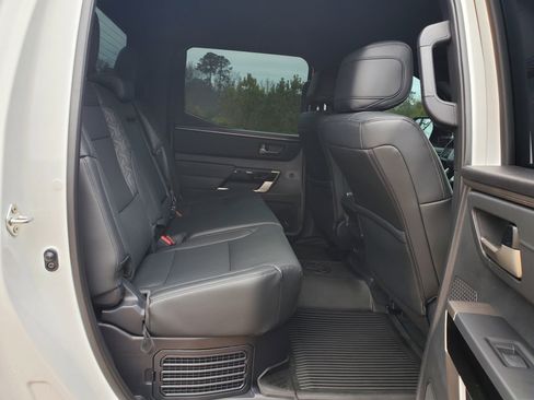 Used 2025 Toyota Tundra Limited image 30