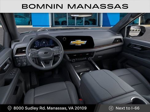 New 2026 Chevrolet Suburban Z71 image 15