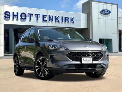Used 2022 Ford Escape SE w/ SE Sport Appearance Package