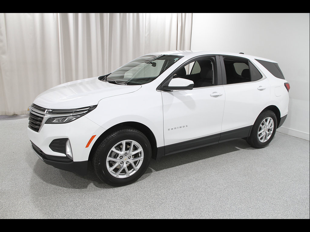 Used 2024 Chevrolet Equinox LT AWD/4WD image 3