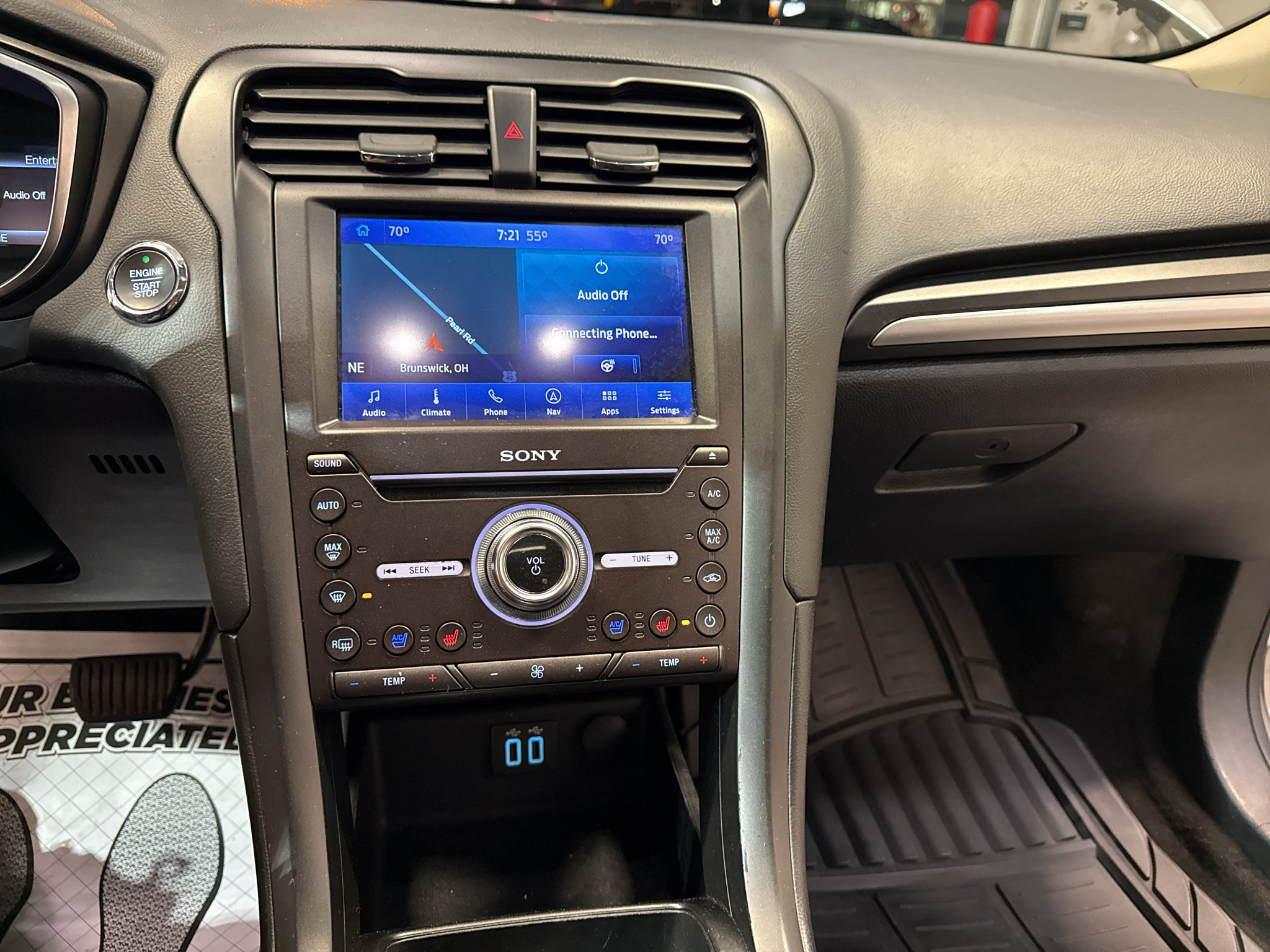 Used 2020 Ford Fusion Titanium FWD image 20
