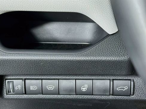 Used 2023 Toyota RAV4 XLE Premium AWD/4WD image 15