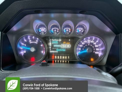 Used 2011 Ford F250 Lariat w/ Lariat Interior Pkg image 26