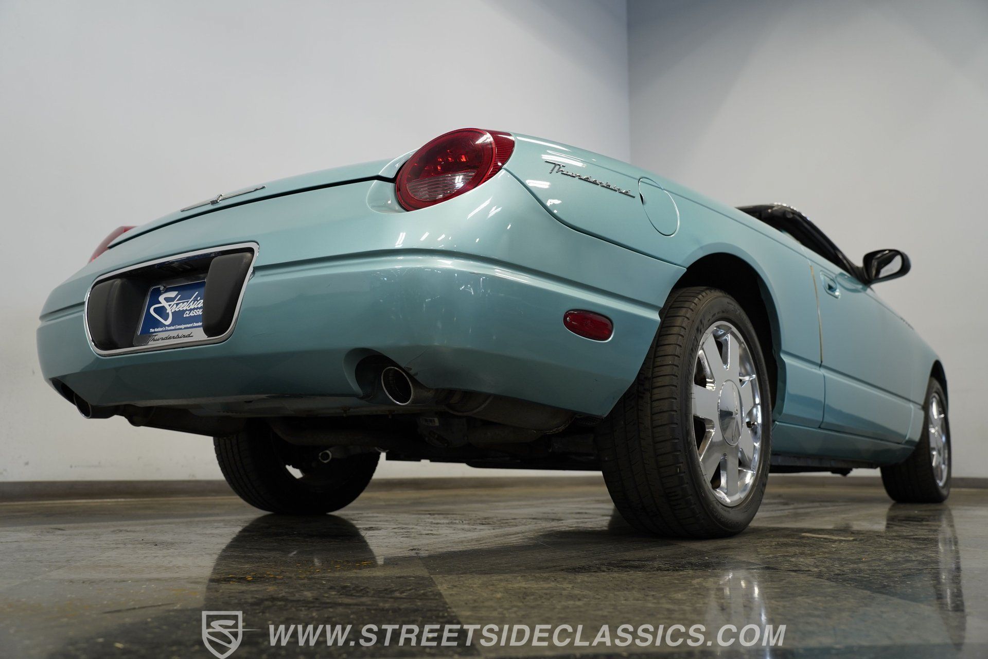 Used 2002 Ford Thunderbird RWD image 40