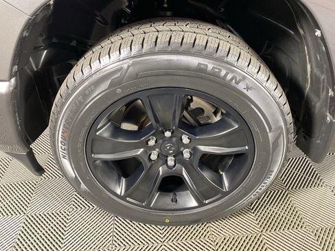 Used 2021 RAM 1500 Big Horn AWD/4WD image 13