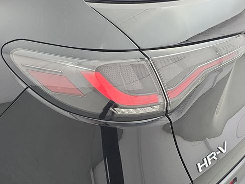 Used 2024 Honda HR-V Sport image 29