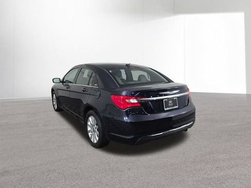 Used 2012 Chrysler 200 Touring FWD image 35