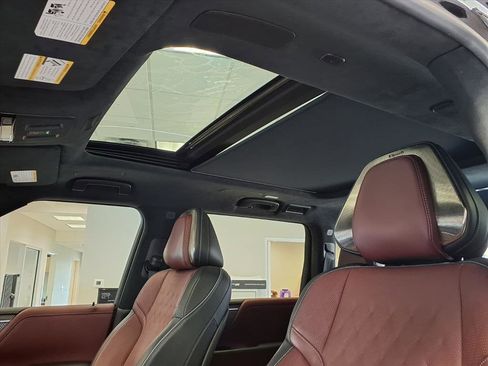 Used 2025 INFINITI QX80 Autograph w/ Autograph Exterior Package image 24