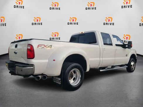 Used 2015 Ford F350 Lariat w/ Lariat Ultimate Package image 5