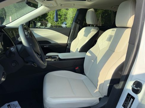 Used 2024 Lexus RX 350 AWD w/ Technology Package image 2