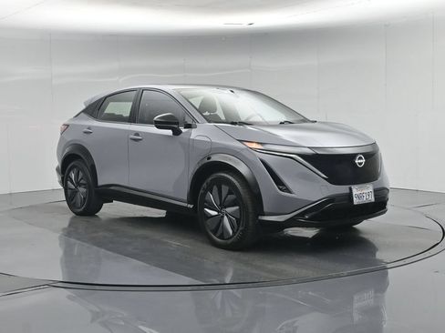 Used 2024 Nissan Ariya AWD image 57
