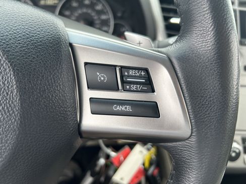 Used 2013 Subaru Legacy 2.5i Premium image 19