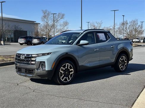 Used 2025 Hyundai Santa Cruz Limited image 3